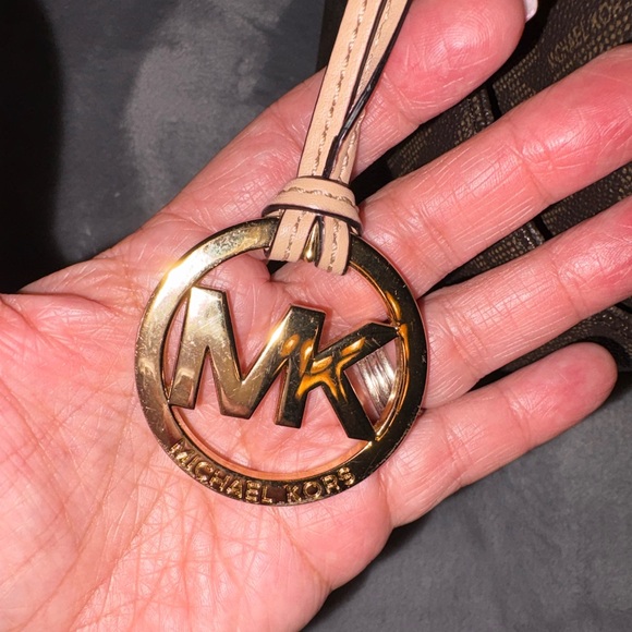 Michael Kors Signature Jet Set Tote Brown Large Monogram Bag - Picture 4 of 4